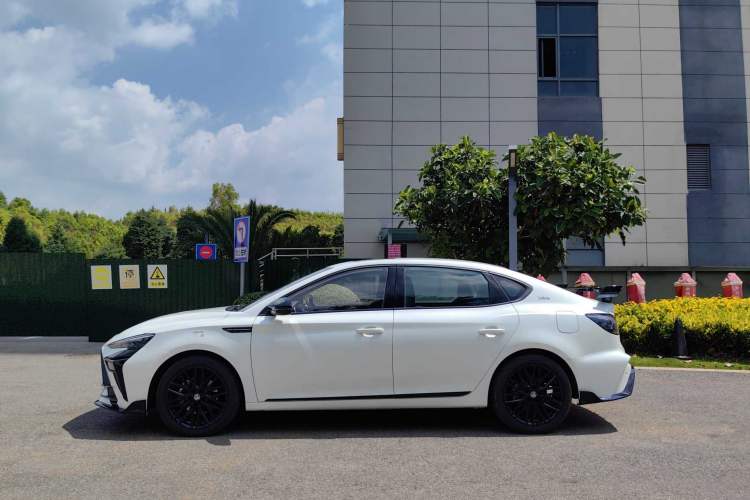 Used MG 6 2025 1.5T XLINE Shark-Hunting Edition Exterior 7