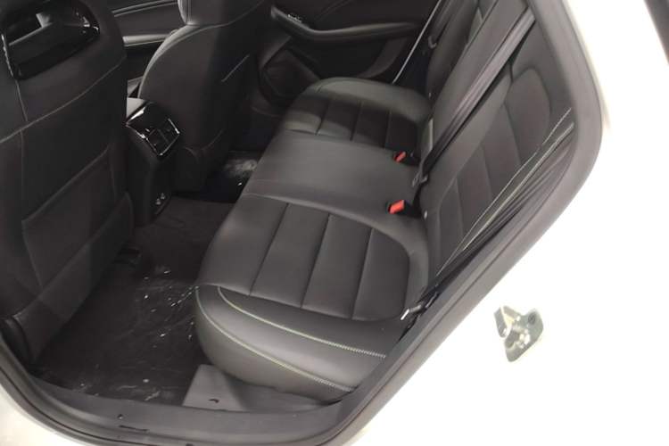 Used MG 6 2025 1.5T XLINE Shark-Hunting Edition Left Rear Seat