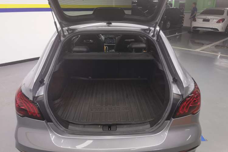 Used MG 6 New Energy 2020 1.5T Hybrid Trophy Intelligent Drive Flagship Edition Trunk