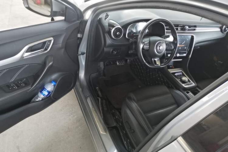 Used MG 6 New Energy 2018 45T E-DRIVE Intelligent Drive Hybrid PILOT Super Internet Edition Driver Seat