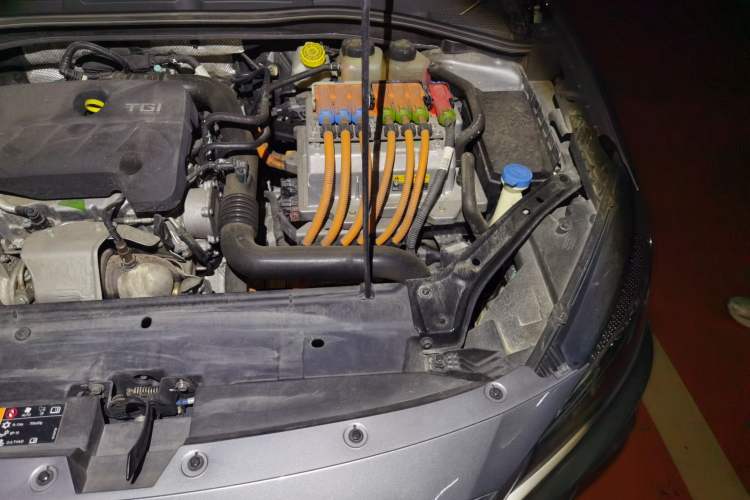 Used MG 6 New Energy 2018 45T E-DRIVE Intelligent Drive Hybrid PILOT Super Internet Edition Engine Bay Left