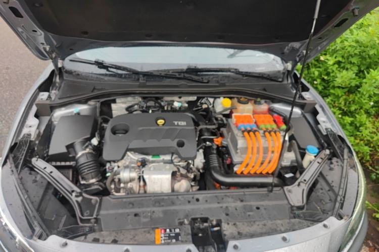 Used MG 6 New Energy 2018 45T E-DRIVE Intelligent Hybrid Premium Internet Edition Engine Bay