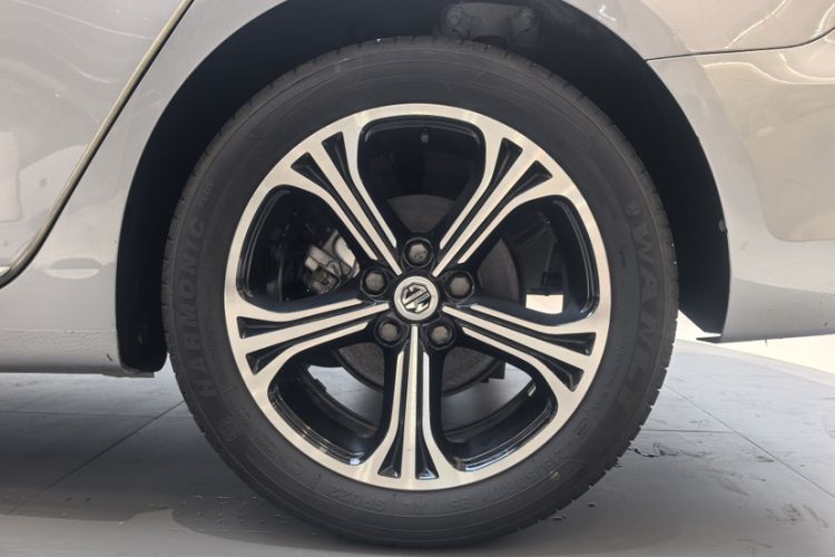 Used MG 6 New Energy 2018 45T E-DRIVE Intelligent Drive Hybrid PILOT Super Internet Edition Exterior 2