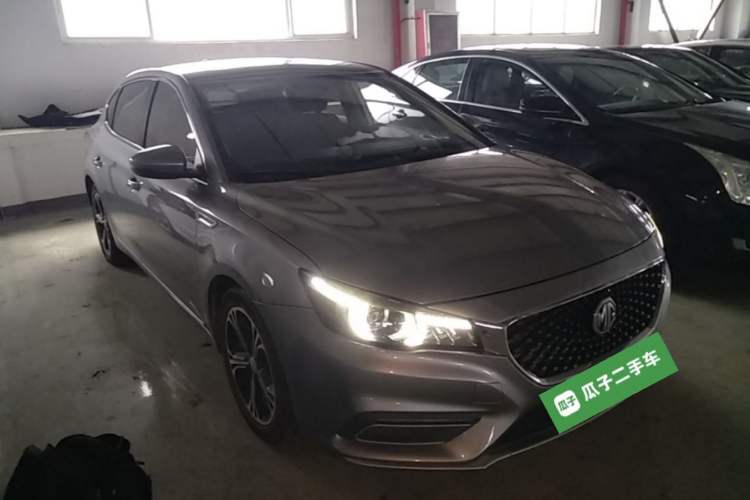 Used MG 6 New Energy 2018 45T E-DRIVE Intelligent Hybrid Premium Internet Edition Front Right 45 Deg