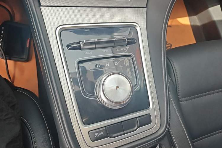 Used MG 6 New Energy 2018 45T E-DRIVE Intelligent Hybrid Premium Internet Edition Gear Lever