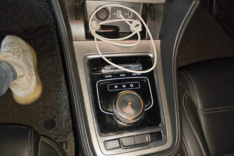Used MG 6 New Energy 2018 45T E-DRIVE Intelligent Hybrid Premium Internet Edition Gear Lever