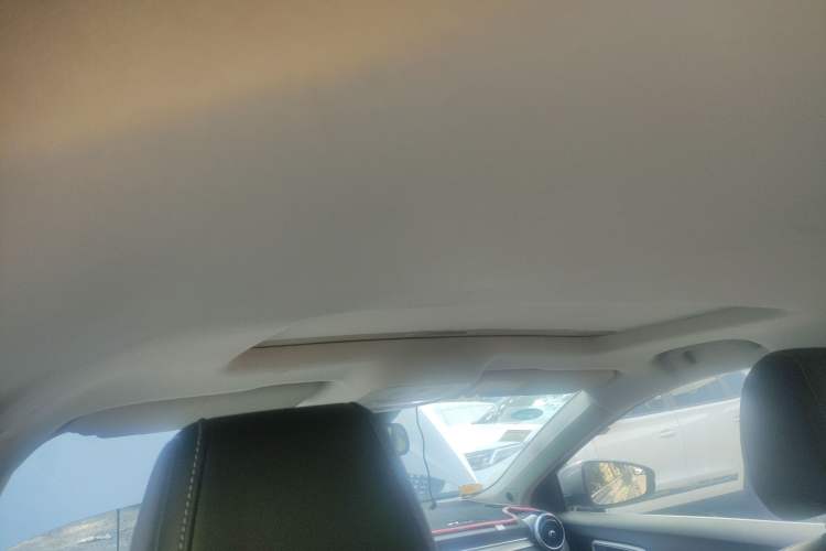 Used MG 6 New Energy 2018 45T E-DRIVE Intelligent Drive Hybrid PILOT Super Internet Edition Headliner