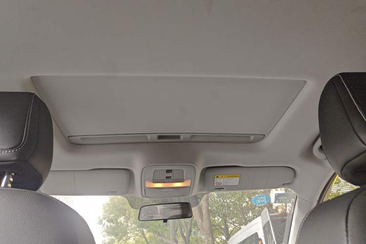 Used MG 6 New Energy 2018 45T E-DRIVE Intelligent Hybrid Premium Internet Edition Headliner