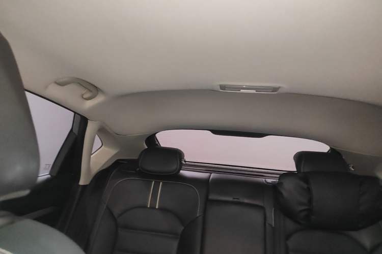 Used MG 6 New Energy 2018 45T E-DRIVE Intelligent Drive Hybrid PILOT Super Internet Edition Headliner