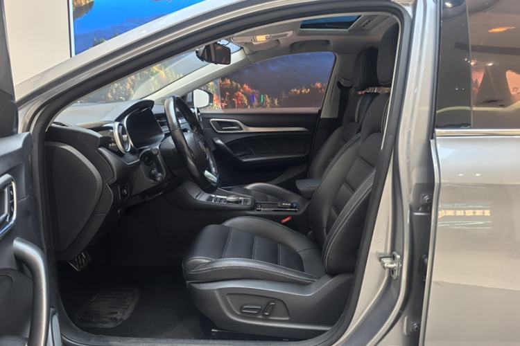 Used MG 6 New Energy 2018 45T E-DRIVE Intelligent Drive Hybrid PILOT Super Internet Edition Left Front Seat