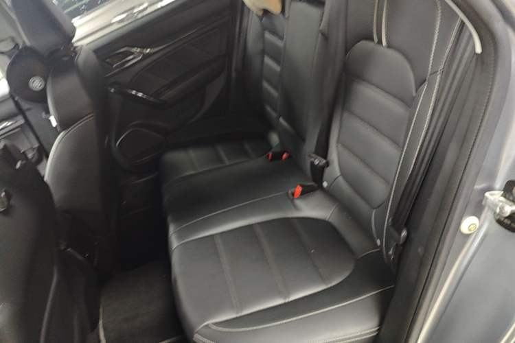 Used MG 6 New Energy 2018 45T E-DRIVE Intelligent Hybrid Premium Internet Edition Left Rear Seat