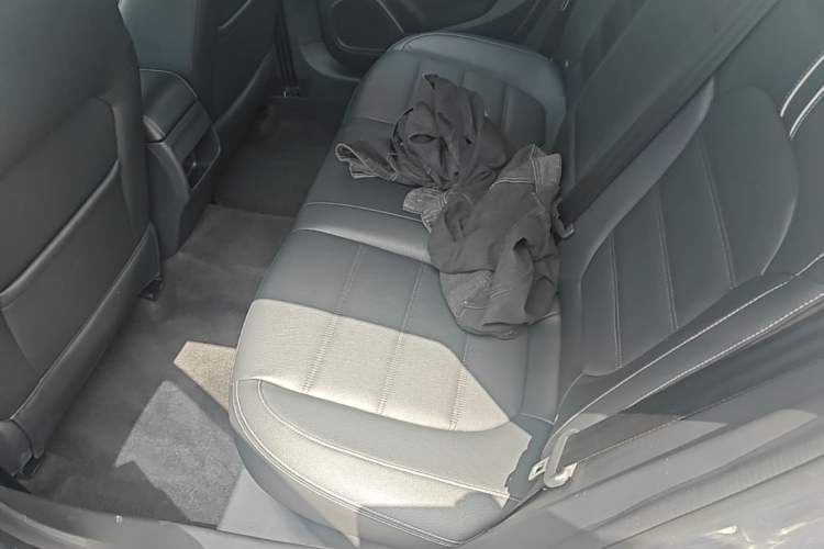 Used MG 6 New Energy 2018 45T E-DRIVE Intelligent Hybrid Premium Internet Edition Left Rear Seat