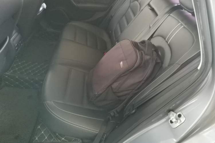 Used MG 6 New Energy 2018 45T E-DRIVE Intelligent Drive Hybrid PILOT Super Internet Edition Left Rear Seat