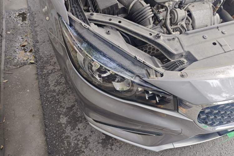 Used MG 6 New Energy 2018 45T E-DRIVE Intelligent Hybrid Premium Internet Edition Right Front Headlight