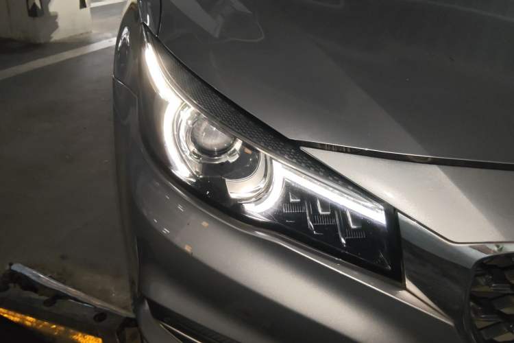 Used MG 6 New Energy 2018 45T E-DRIVE Intelligent Hybrid Premium Internet Edition Right Front Headlight
