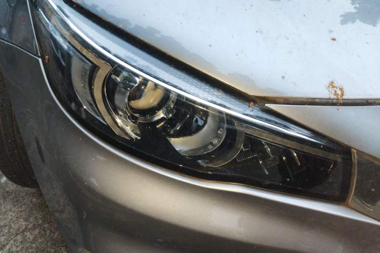 Used MG 6 New Energy 2018 45T E-DRIVE Intelligent Hybrid Premium Internet Edition Right Front Headlight