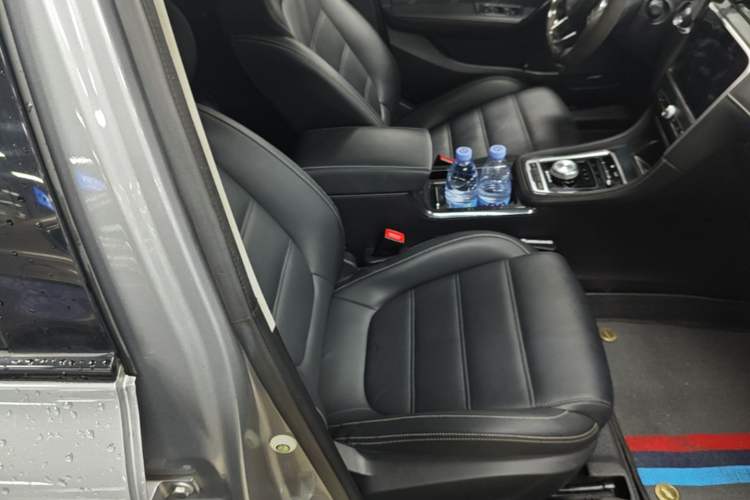 Used MG 6 New Energy 2018 45T E-DRIVE Intelligent Hybrid Premium Internet Edition Right Front Seat