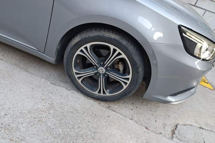Used MG 6 New Energy 2018 45T E-DRIVE Intelligent Hybrid Premium Internet Edition Right Front Wheel Hub