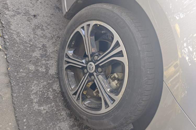 Used MG 6 New Energy 2018 45T E-DRIVE Intelligent Hybrid Premium Internet Edition Right Front Wheel Hub