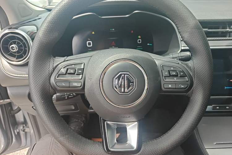 Used MG 6 New Energy 2018 45T E-DRIVE Intelligent Hybrid Premium Internet Edition Steering Wheel