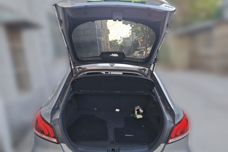 Used MG 6 New Energy 2018 45T E-DRIVE Intelligent Hybrid Premium Internet Edition Trunk