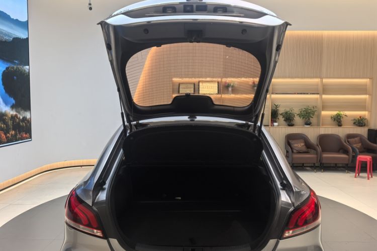 Used MG 6 New Energy 2018 45T E-DRIVE Intelligent Drive Hybrid PILOT Super Internet Edition Trunk