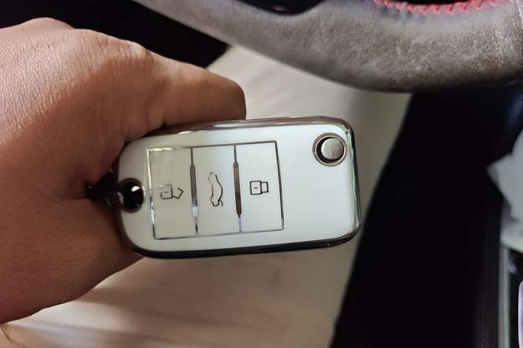 Used MG 6 New Energy 2018 45T E-DRIVE Intelligent Drive Hybrid PILOT Super Internet Edition Vehicle Key