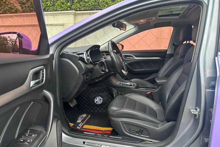 Used MG 6 New Energy 2018 45T E-DRIVE Intelligent Hybrid Premium Internet Edition Interior 2