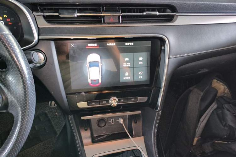 Used MG 6 New Energy 2018 45T E-DRIVE Intelligent Hybrid Premium Internet Edition Audio And AC Panel