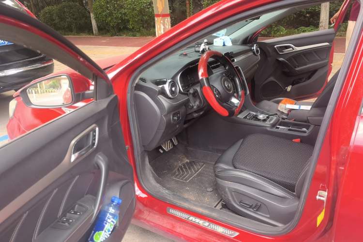 Used MG 6 New Energy 2018 45T E-DRIVE Intelligent Hybrid Premium Internet Edition Driver Seat