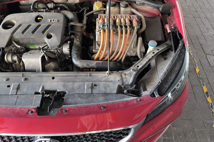 Used MG 6 New Energy 2018 45T E-DRIVE Intelligent Hybrid Premium Internet Edition Engine Bay Left