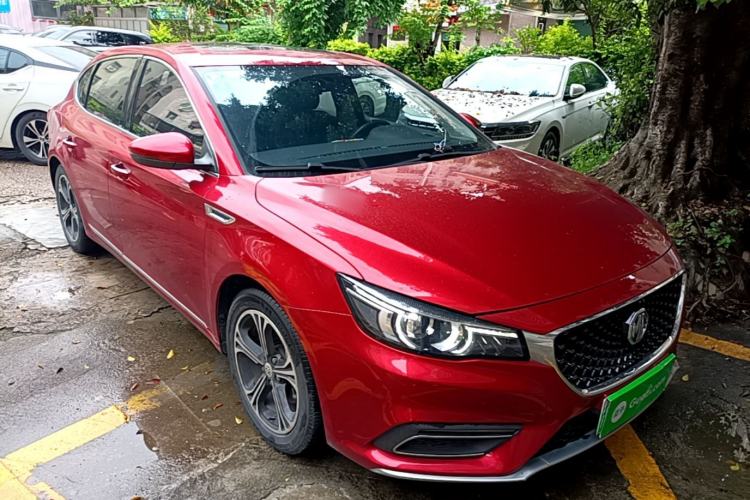 Used MG 6 New Energy 2018 45T E-DRIVE Intelligent Hybrid Premium Internet Edition Front Right 45 Deg