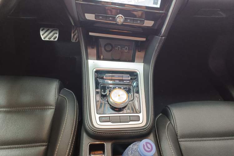 Used MG 6 New Energy 2018 45T E-DRIVE Intelligent Hybrid Premium Internet Edition Gear Lever