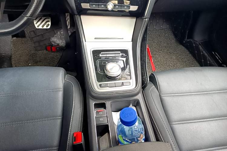 Used MG 6 New Energy 2018 45T E-DRIVE Intelligent Hybrid Premium Internet Edition Gear Lever