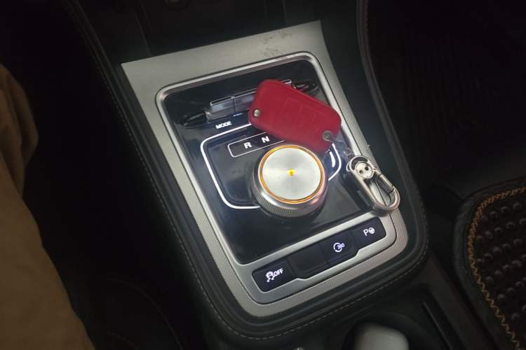 Used MG 6 New Energy 2018 45T E-DRIVE Intelligent Drive Hybrid PILOT Super Internet Edition Gear Lever