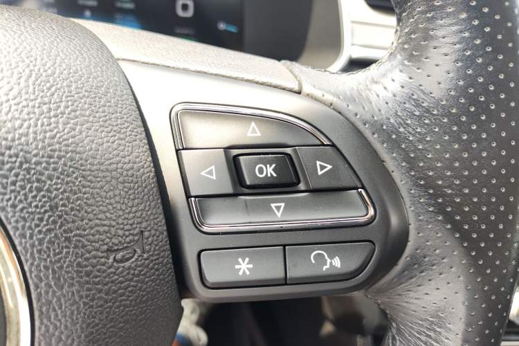 Used MG 6 New Energy 2018 45T E-DRIVE Intelligent Drive Hybrid PILOT Super Internet Edition Interior 14