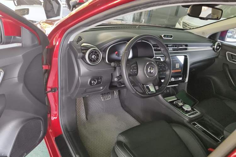 Used MG 6 New Energy 2018 45T E-DRIVE Intelligent Drive Hybrid PILOT Super Internet Edition Interior 3