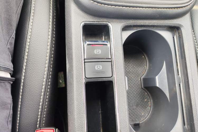 Used MG 6 New Energy 2018 45T E-DRIVE Intelligent Drive Hybrid PILOT Super Internet Edition Interior 6