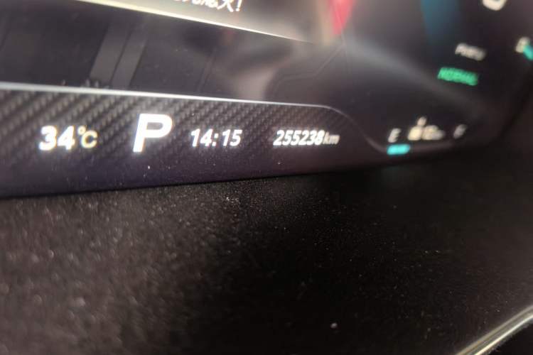 Used MG 6 New Energy 2018 45T E-DRIVE Intelligent Hybrid Premium Internet Edition Odometer Close Up