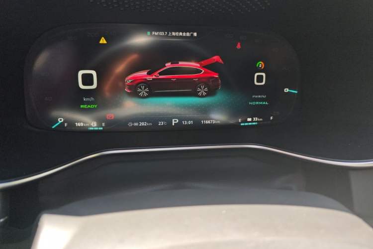 Used MG 6 New Energy 2018 45T E-DRIVE Intelligent Drive Hybrid PILOT Super Internet Edition Odometer Close Up