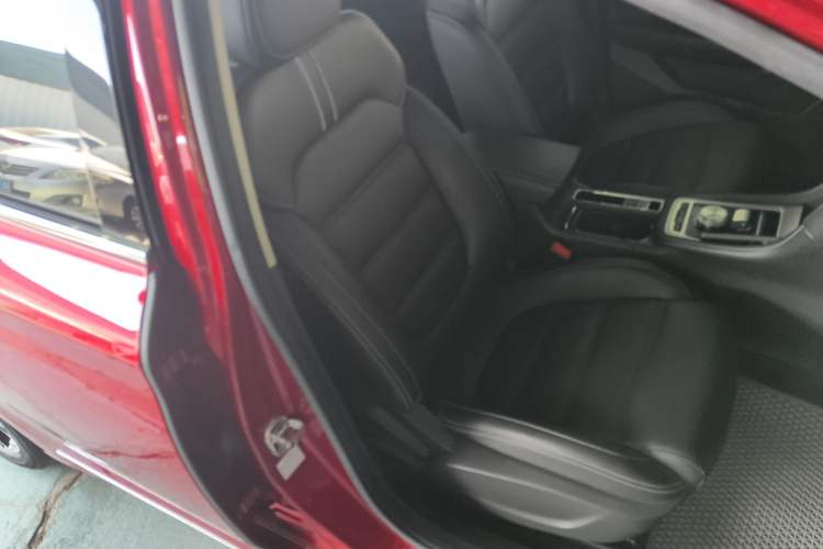 Used MG 6 New Energy 2018 45T E-DRIVE Intelligent Drive Hybrid PILOT Super Internet Edition Right Front Seat