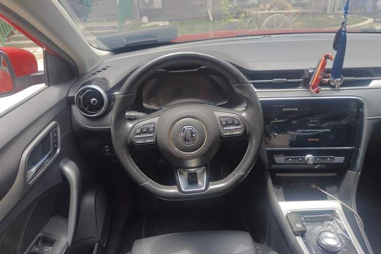 Used MG 6 New Energy 2018 45T E-DRIVE Intelligent Hybrid Premium Internet Edition Steering Wheel