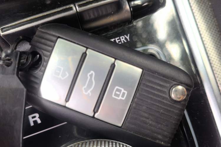 Used MG 6 New Energy 2018 45T E-DRIVE Intelligent Hybrid Premium Internet Edition Vehicle Key