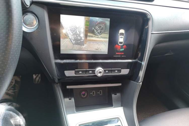 Used MG 6 New Energy 2018 45T E-DRIVE Intelligent Hybrid Premium Internet Edition Audio And AC Panel