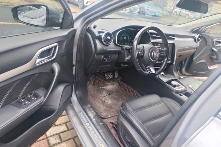 Used MG 6 New Energy 2018 45T E-DRIVE Intelligent Hybrid Premium Internet Edition Driver Seat