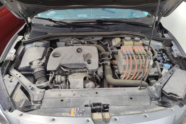 Used MG 6 New Energy 2018 45T E-DRIVE Intelligent Hybrid Premium Internet Edition Engine Bay