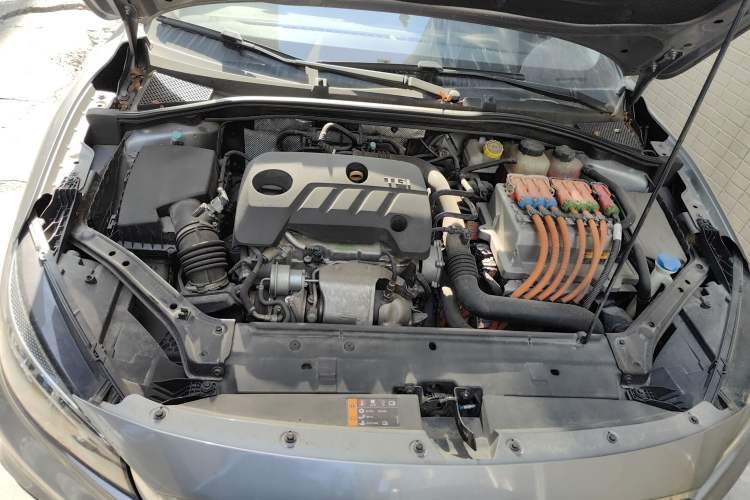 Used MG 6 New Energy 2018 45T E-DRIVE Intelligent Hybrid Premium Internet Edition Engine Bay