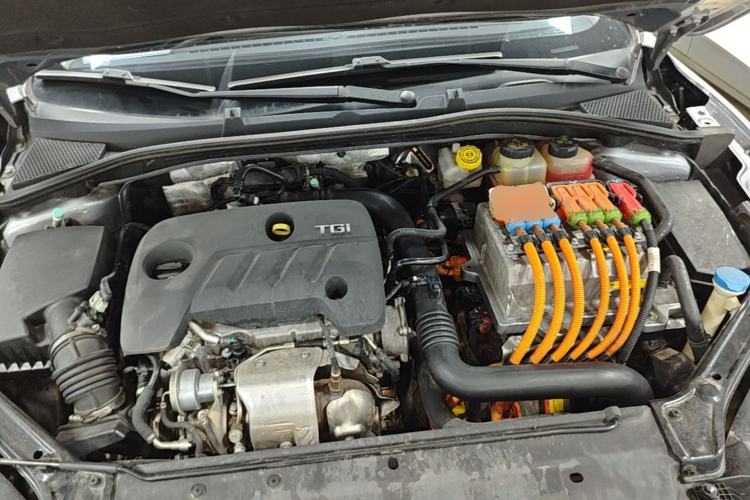 Used MG 6 New Energy 2018 45T E-DRIVE Intelligent Hybrid Premium Internet Edition Engine Bay