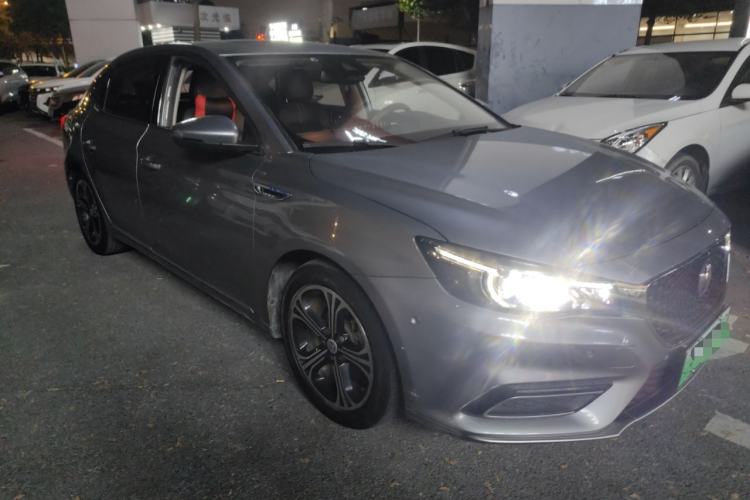 Used MG 6 New Energy 2018 45T E-DRIVE Intelligent Drive Hybrid PILOT Super Internet Edition Front Right 45 Deg