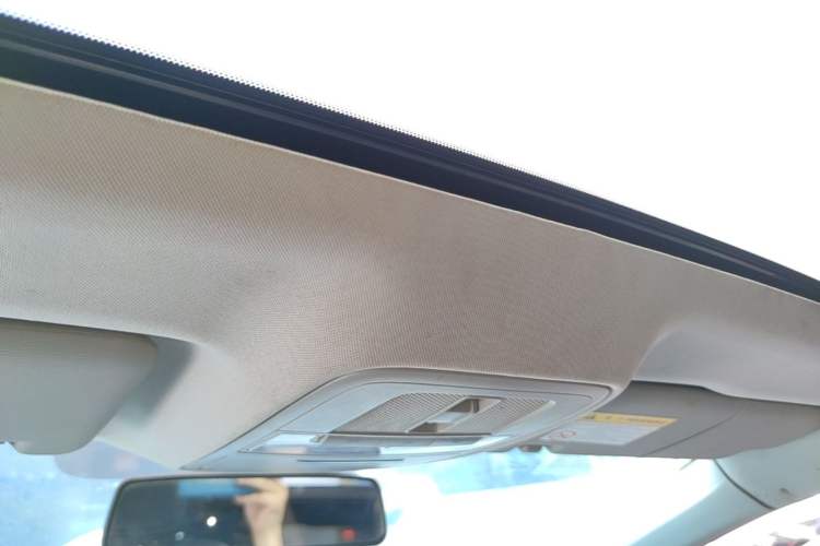 Used MG 6 New Energy 2018 45T E-DRIVE Intelligent Hybrid Premium Internet Edition Headliner